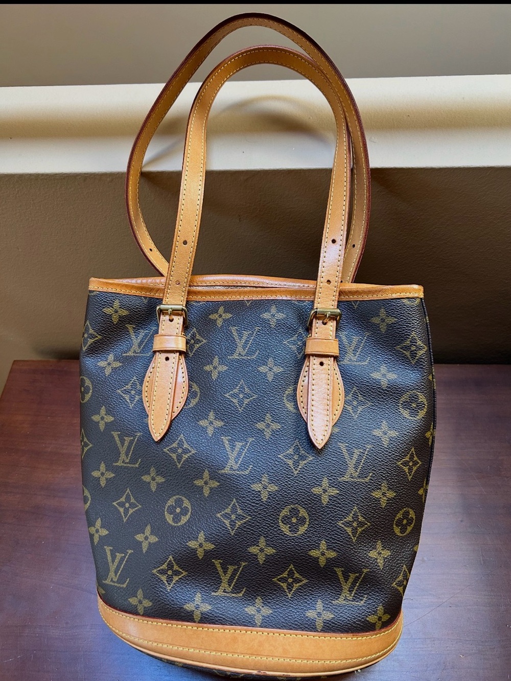 Louis Vuitton Brown Monogram Bucket Shoulder Bag with Tan Trim